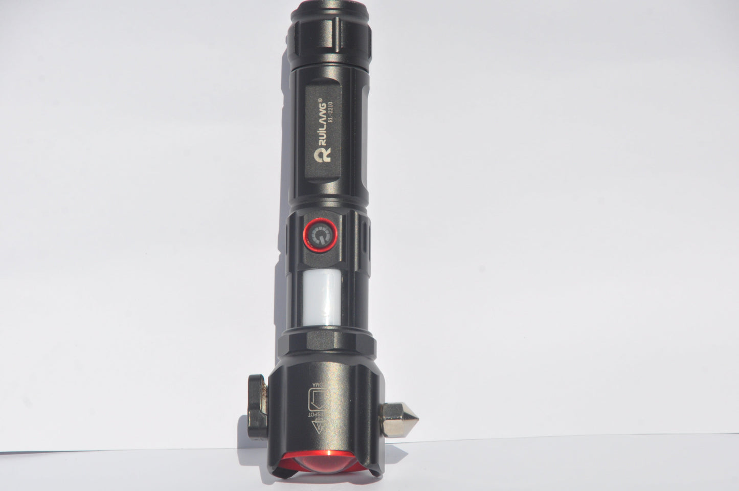 1 KILOMETER RANGE TORCH LIGHT